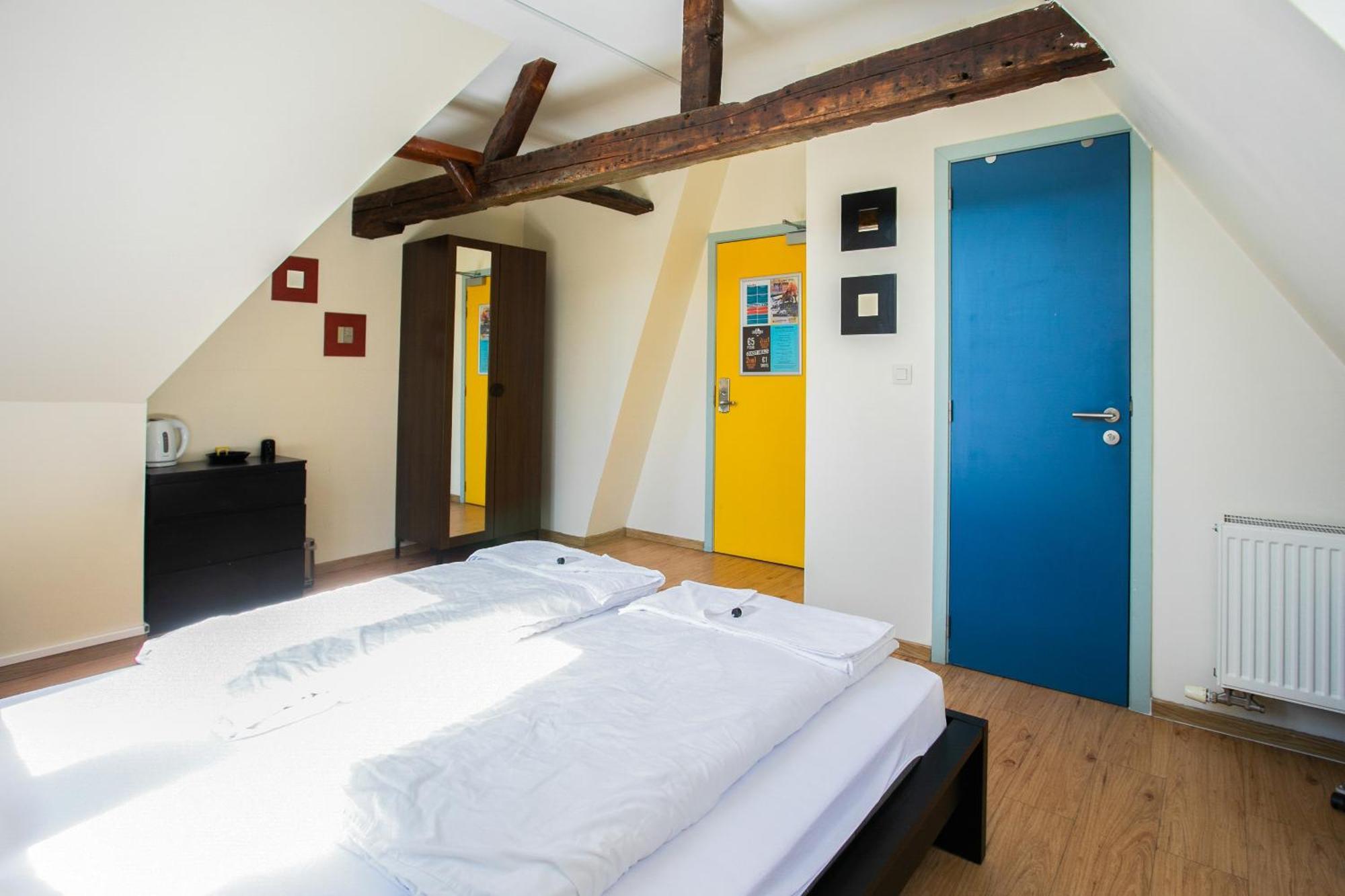 St Christopher'S Inn Hostel At The Bauhaus Bruges Quarto foto